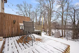 27W145 Cooley Ave, Winfield, IL 60190 - Photo 17