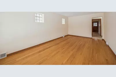 822 S La Grange Road, La Grange, IL 60525 - Photo 3