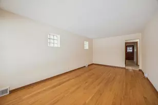 822 S La Grange Rd, La Grange, IL 60525 - Photo 3