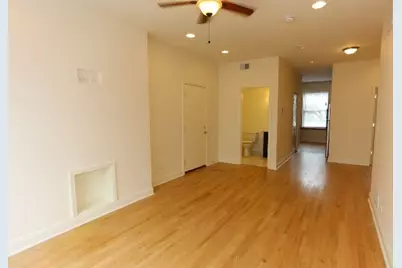 1010 W Sunnyside Avenue #3, Chicago, IL 60640 - Photo 9