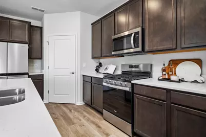 1390 Wild Tulip Circle, Bartlett, IL 60103 - Photo 15