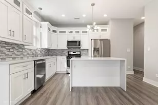 4552 S Evans Ave, Chicago, IL 60653 - Photo 5