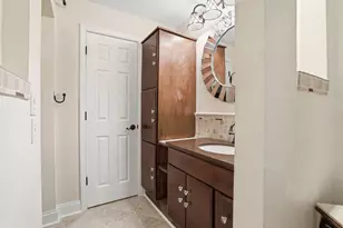 352 Kildare Ct, Carol Stream, IL 60188 - Photo 15