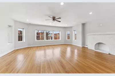 7515 S Essex Avenue #3, Chicago, IL 60649 - Photo 9