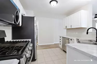 39221 N Aberdeen Lane #39221, Beach Park, IL 60083 - Photo 9