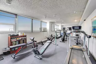 5733 N Sheridan Rd, Chicago, IL 60660 - Photo 23