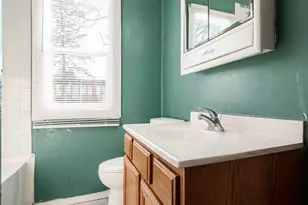 2004 Sauber Ave, Rockford, IL 61103 - Photo 13