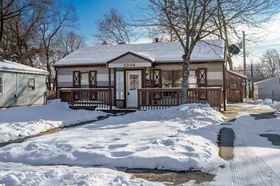 2004 Sauber Avenue, Rockford, IL 61103 - Photo 1