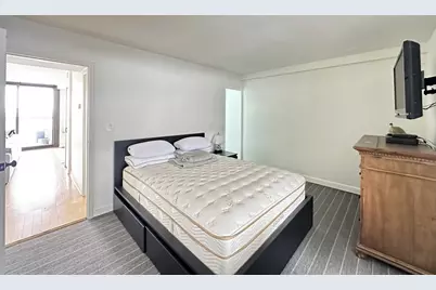 6701 S Crandon Avenue #8B, Chicago, IL 60649 - Photo 19