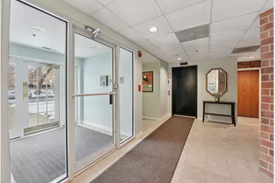 [Address not provided], Evanston, IL 60201 - Photo 3