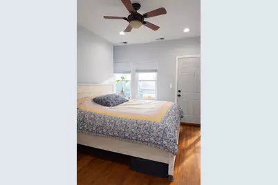 4151 W Fullerton Avenue, Chicago, IL 60639 - Photo 13