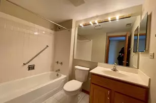 511 Aurora Ave, Naperville, IL 60540 - Photo 11