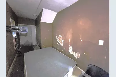 10623 S Perry Avenue, Chicago, IL 60628 - Photo 7