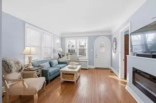 1643 Harding Rd, Northfield, IL 60093 - Photo 3