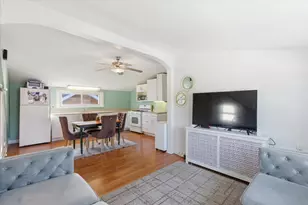 1643 Harding Rd, Northfield, IL 60093 - Photo 13