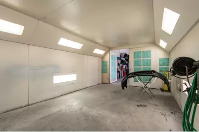 [Address not provided], Bridgeview, IL 60455 - Photo 9