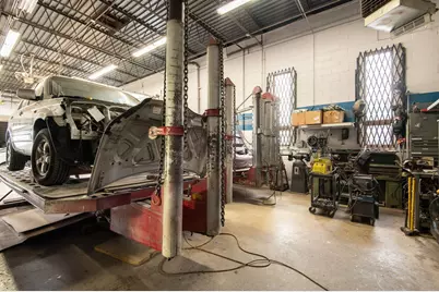 [Address not provided], Bridgeview, IL 60455 - Photo 15