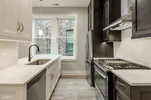 2318 W Thomas St, Chicago, IL 60622 - Photo 5