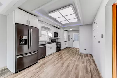 7806 W 83rd Street, Bridgeview, IL 60455 - Photo 11