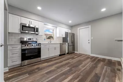 390 Oak Avenue, Wood Dale, IL 60191 - Photo 3