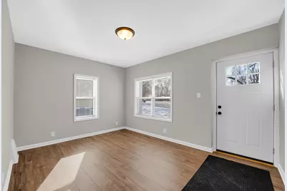 1376 NE Lennington Circle, Kankakee, IL 60901 - Photo 7