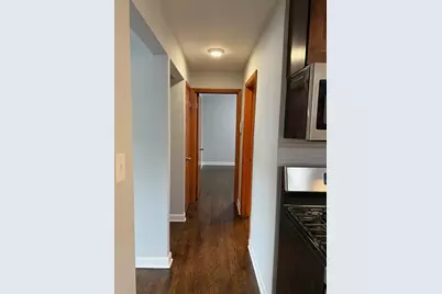 8614 W Berwyn Avenue #3N, Chicago, IL 60656 - Photo 9