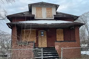 302 E 134th St, Chicago, IL 60827 - Photo 1