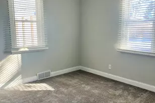 1370 Lennington Cir NE, Kankakee, IL 60901 - Photo 9