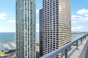 201 N Westshore Dr, Chicago, IL 60601 - Photo 29