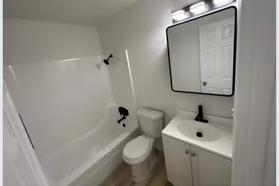 [Address not provided], Richton Park, IL 60471 - Photo 3