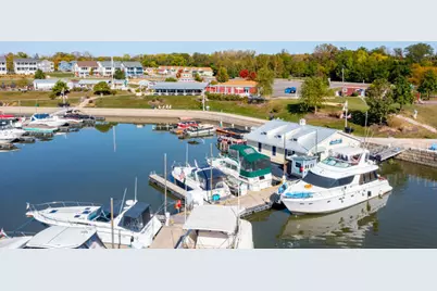 208 Leeward Way, Ottawa, IL 61350 - Photo 21