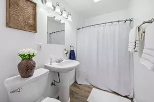 910 N Mason St, Bloomington, IL 61701 - Photo 17