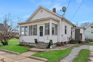 910 N Mason St, Bloomington, IL 61701 - Photo 25