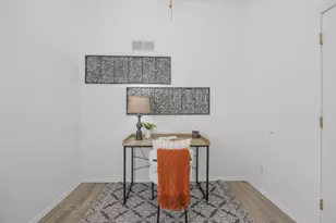 910 N Mason St, Bloomington, IL 61701 - Photo 21