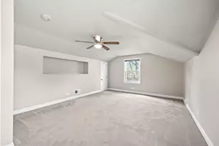 623 S Green Valley Dr, Lombard, IL 60148 - Photo 17