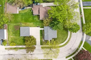 623 S Green Valley Dr, Lombard, IL 60148 - Photo 31