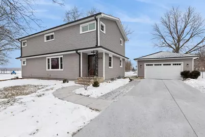 4518 W Shore Drive, McHenry, IL 60050 - Photo 1