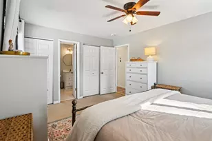 6826 Church Ct, Woodridge, IL 60517 - Photo 11