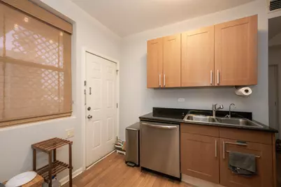 2703 W Lawrence Avenue #3, Chicago, IL 60625 - Photo 7