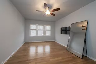 2703 W Lawrence Ave, Chicago, IL 60625 - Photo 3