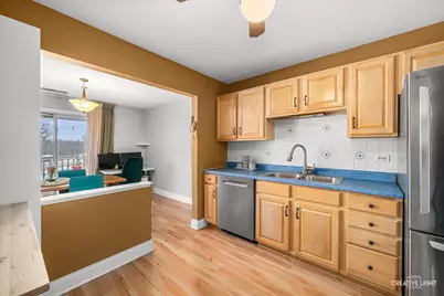 34 Glencoe Court #202-B, Naperville, IL 60565 - Photo 9