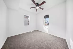 867 Church Rd, Aurora, IL 60505 - Photo 9