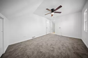 867 Church Rd, Aurora, IL 60505 - Photo 13