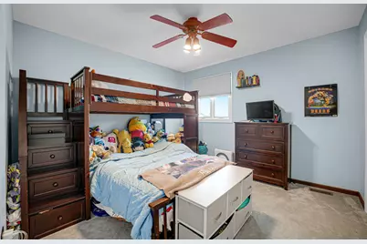 9001 Poplar Street, Tinley Park, IL 60487 - Photo 17