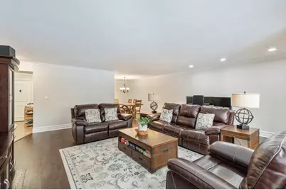 925 Spring Hill Drive #101, Northbrook, IL 60062 - Photo 7