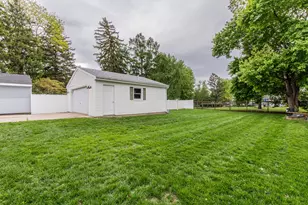 432 E Crown St, Princeton, IL 61356 - Photo 31