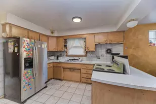 2243 E 92nd Pl, Chicago, IL 60617 - Photo 13