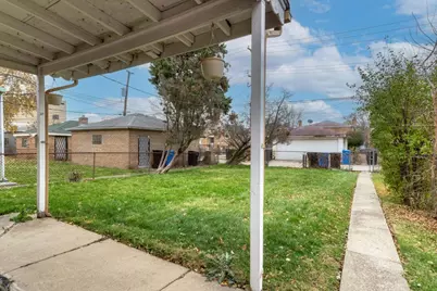 2243 E 92nd Place, Chicago, IL 60617 - Photo 21