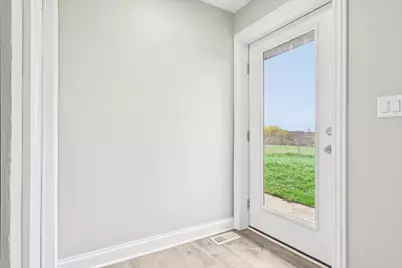 1406 Busse Road, Marengo, IL 60152 - Photo 7