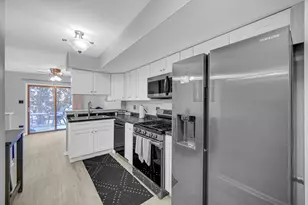 15521 Whitehall Ln, Orland Park, IL 60462 - Photo 7